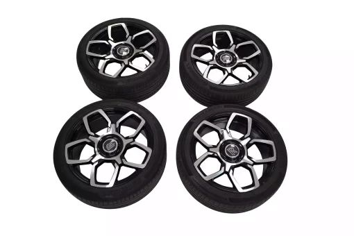 Rolls Royce Cullinan 22″ Factory Wheels Set Silver and Black