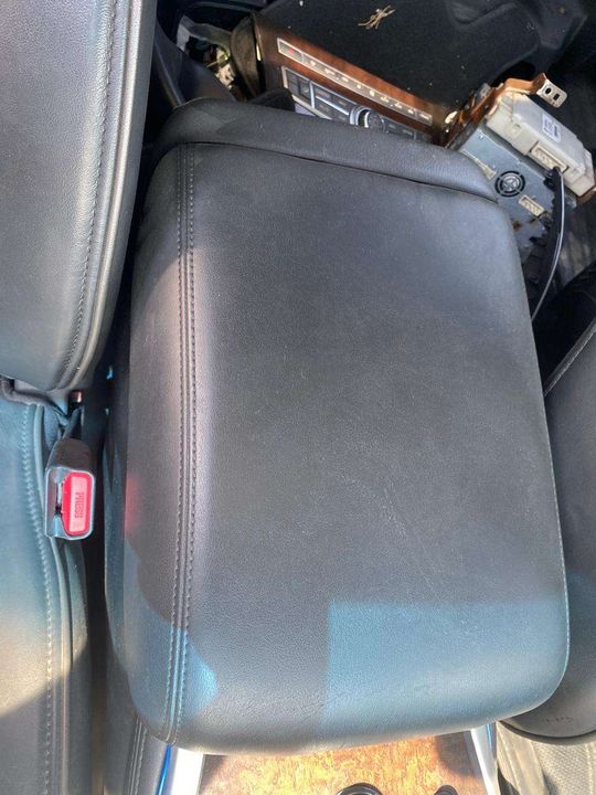 Armrest - 2015 Infiniti QX60