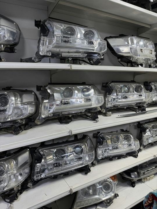 Toyota Land Cruiser 200 Series LED Headlight