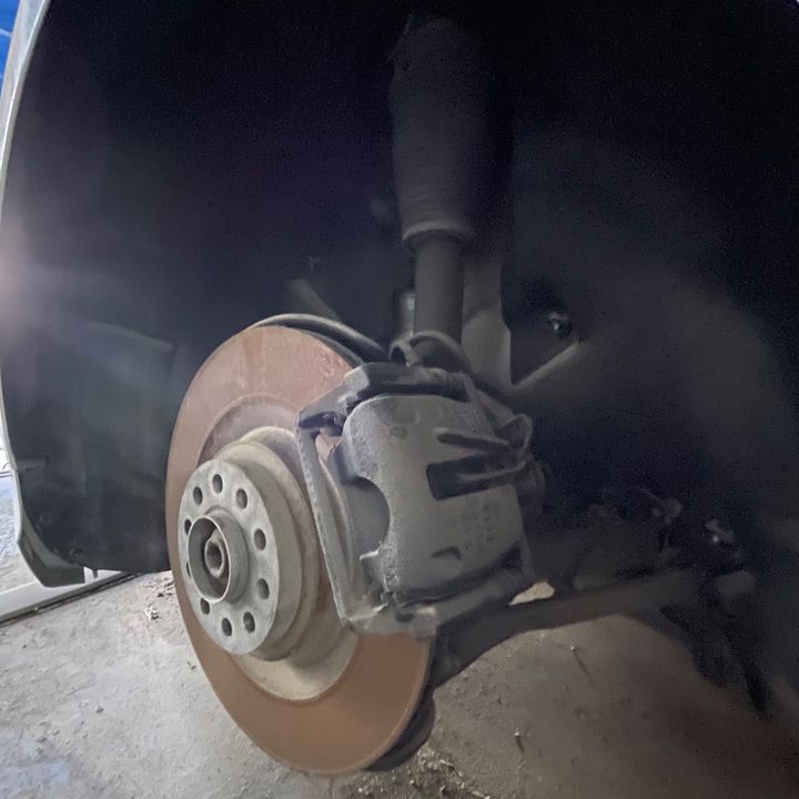 Complete Hub Assembly(RHB) - 2013 Audi A8