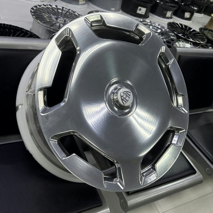 Mercedes-Maybach GLS X167 - R23 Forged Alloy Wheel