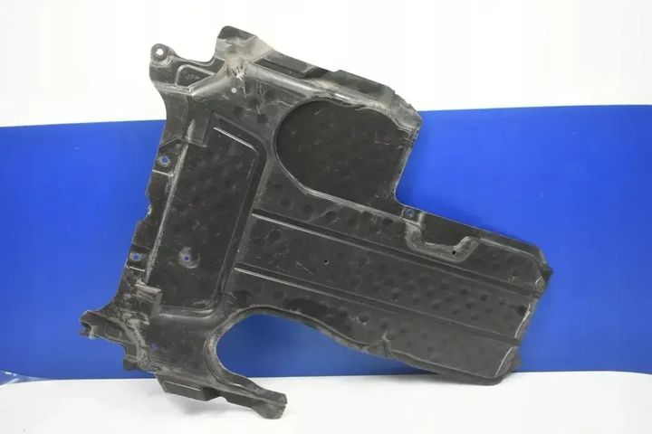 COVER ENGINE COMP.LOWER