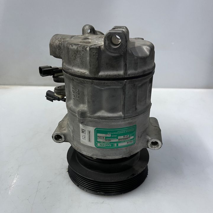 AC Compressor - 2008 Land Rover LR4
