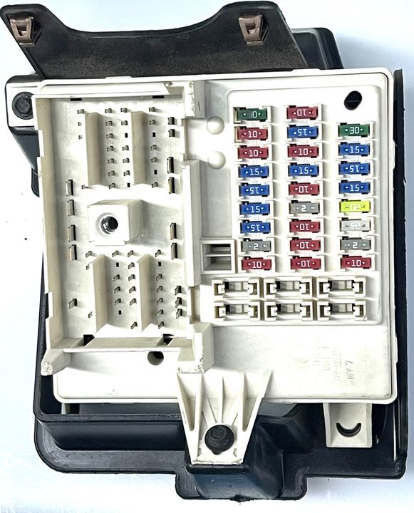 Fuse box - 2015 GMC Acadia
