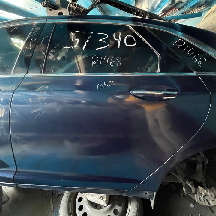 Door (LHB) - 2017 Lincoln MKZ