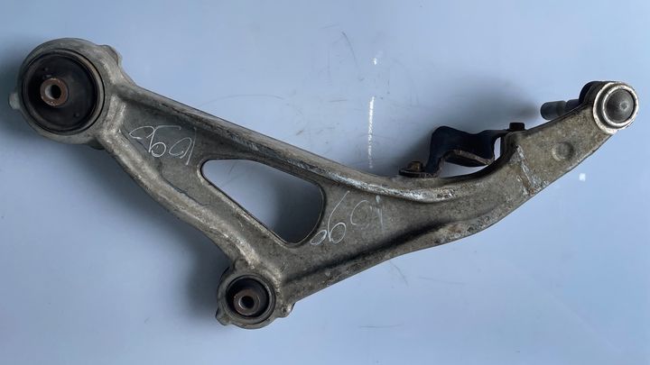 Lower arm (RH) - 2016 Infiniti QX60
