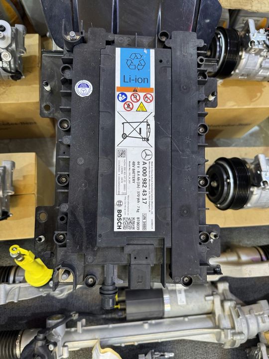 Mercedes-Benz 48V Li-ion Mild-Hybrid Battery