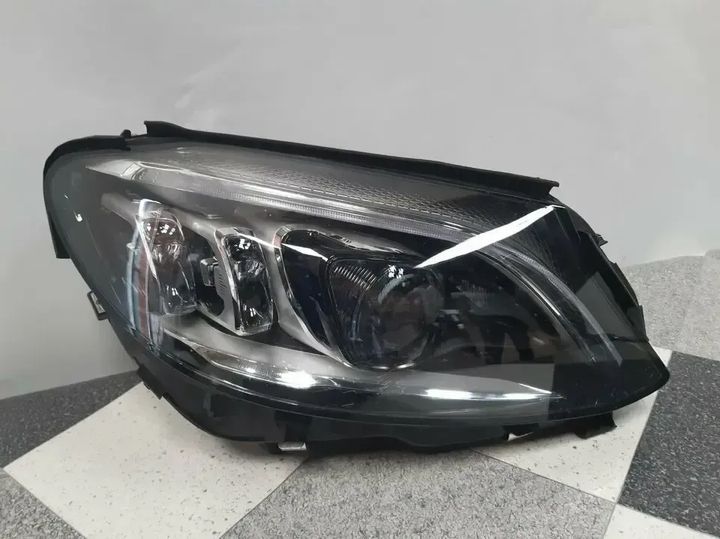 a2059066504   headlight r