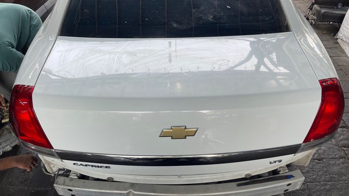 Trunk - 2014 Chevrolet Caprice