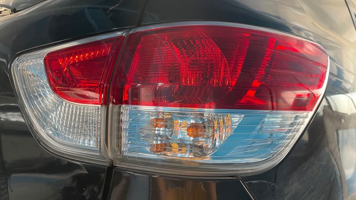 Tail Light (RH) - 2013 Nissan Pathfinder