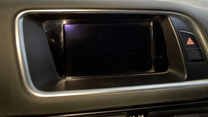 Info-gps-tv screen - 2016 Audi Q5 Quattro
