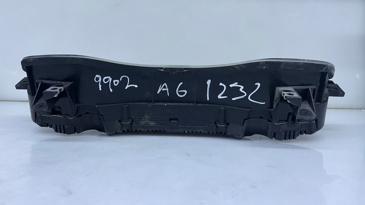 Speedometer - 2016 Audi A6