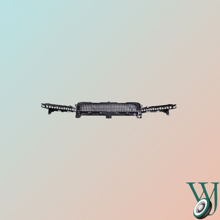 FRONT RADIATOR GRILLE-UPPER DEFENDER