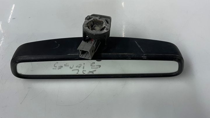 Rear view mirror - 2012 Jaguar XJL