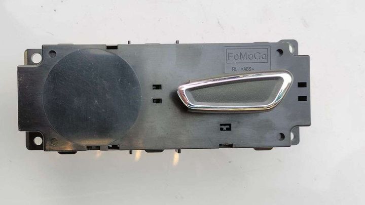 Seat Adjust Control Switch RH - 2015 Ford Edge