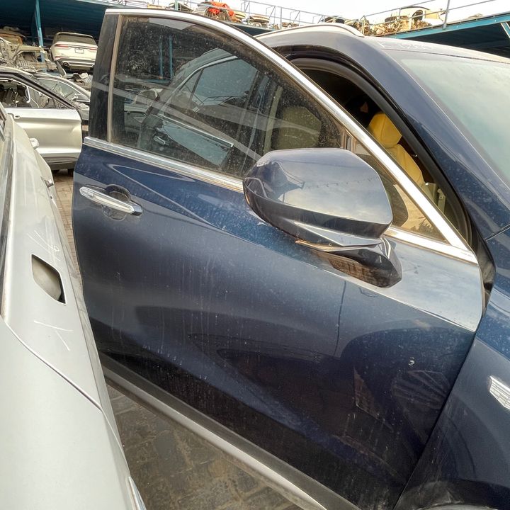 Door (RHF) - 2019 Cadillac XT4 PREMIUM LUXURY