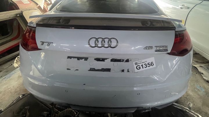Trunk/hatch/tailgate - 2016 Audi TT QUATTRO