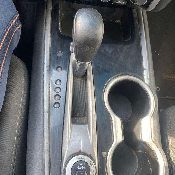 Gear Shift Knob(Automatic) - 2017 Nissan Pathfinder