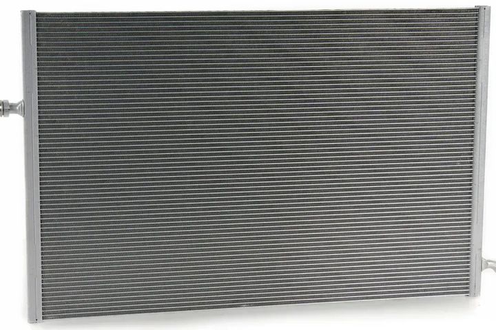 a0995003600   radiator