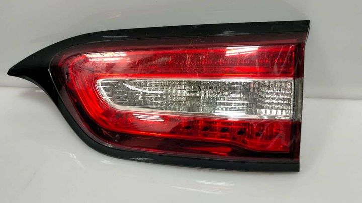 Tail Light (RH) - 2016 Jeep Cherokee