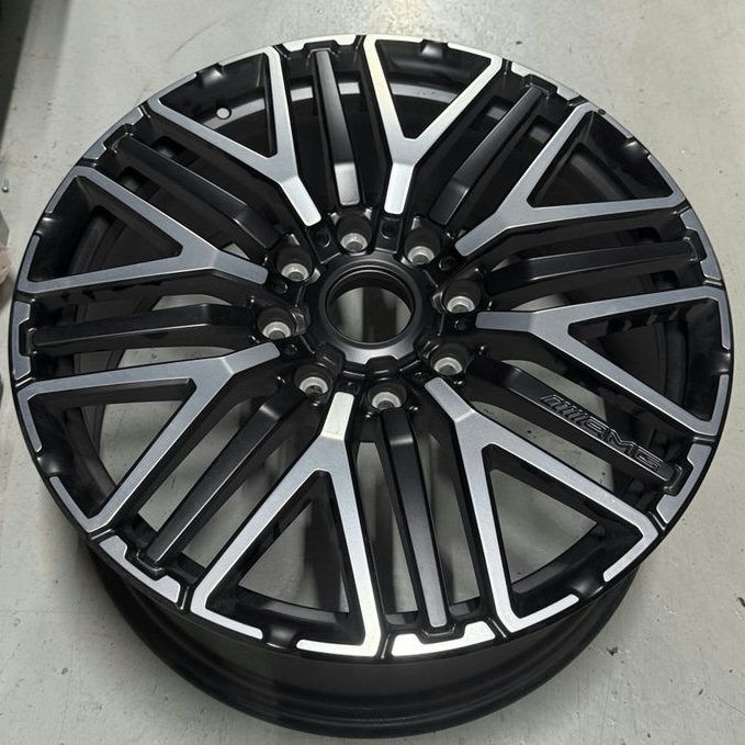 Mercedes-Benz AMG Multi-Spoke Alloy Wheel