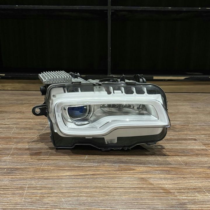 Rolls Royce Ghost - Front LED Headlight