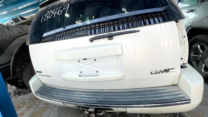 Trunk - 2010 GMC Yukon