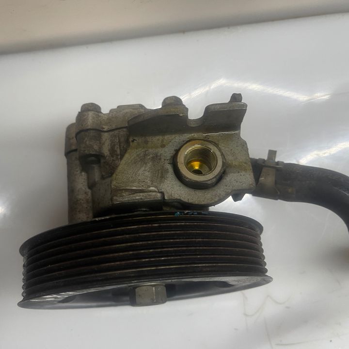 Power steering pump - 2014 Infiniti QX80 SUV