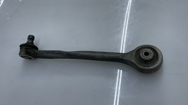 Upper arm (RH) - 2013 Audi A6