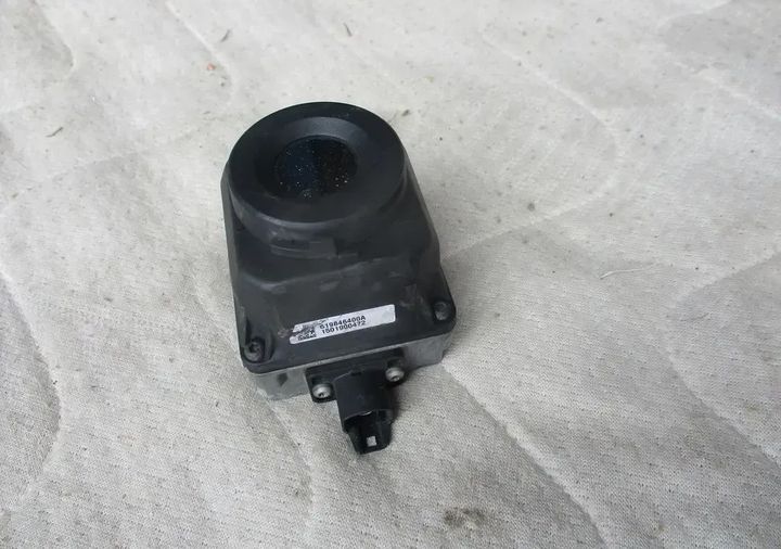 a2229052805   camera