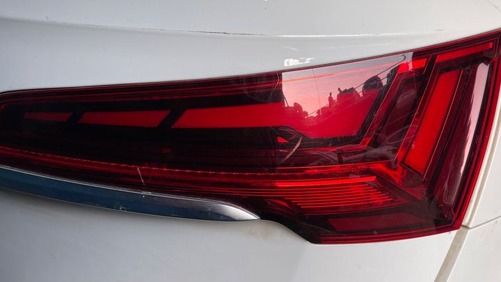Tail Light (RH) - 2021 Audi Q5