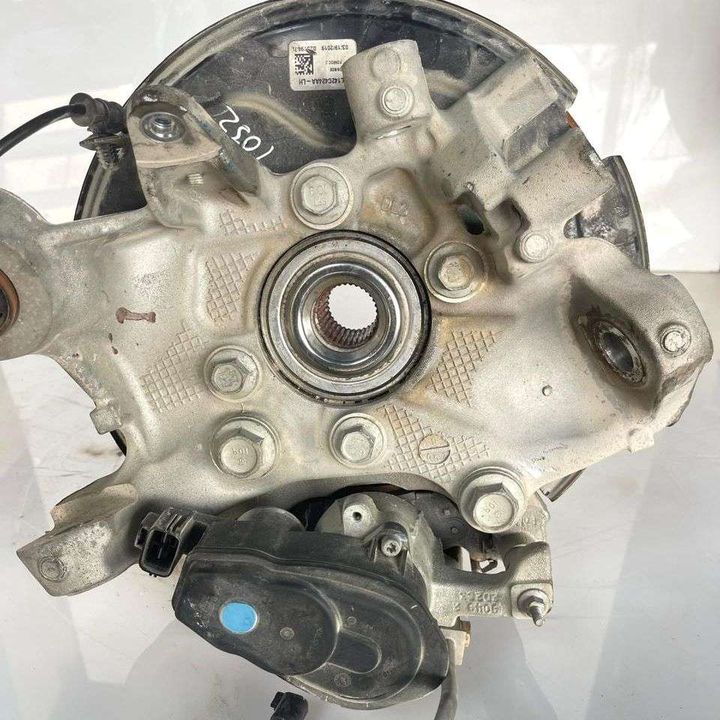 Complete Hub Assembly(LHB) - 2019 Ford Expedition Platinum