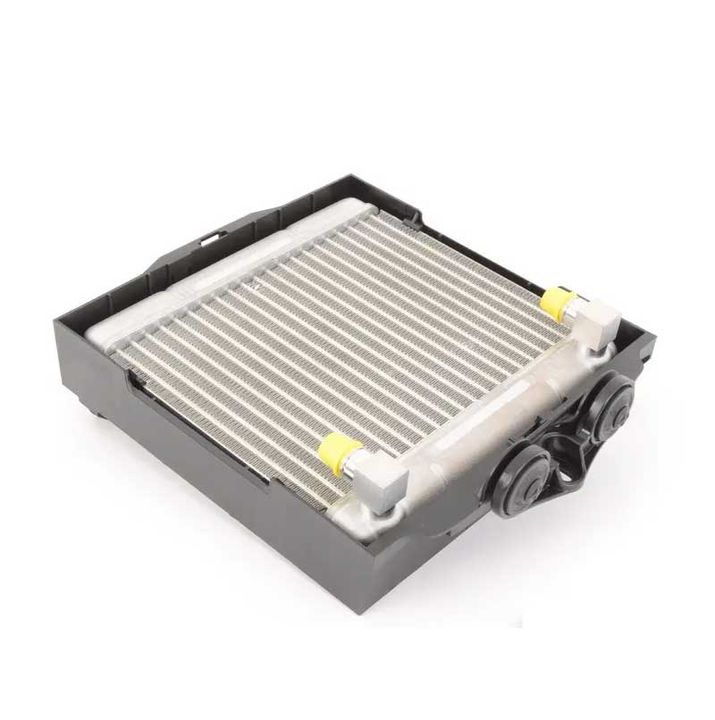 BEHR (BHR # CLC 102 000P) RADIATOR (8MO 376 753-571) For BMW 17217572542