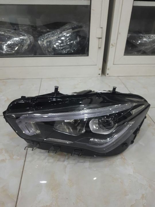 headlight CLA