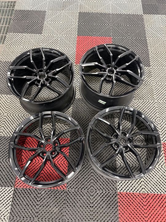 Lamborghini Huracan- Alloy Wheels Set