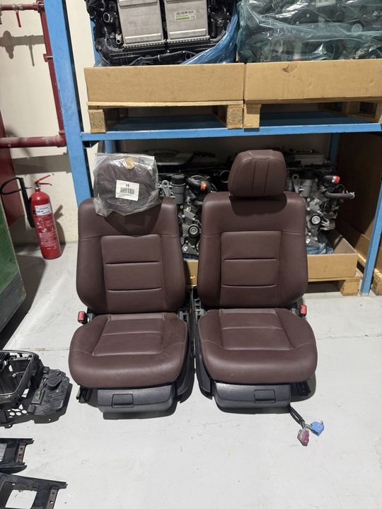Mercedes-Benz W463 G-Class Front Leather Seats Brown Pair