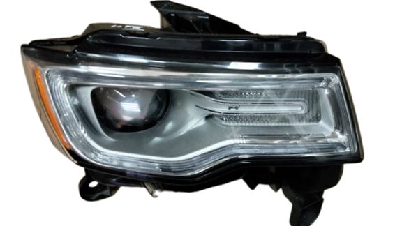 Headlight (RH) - 2018 Jeep GRAND CHEROKEE