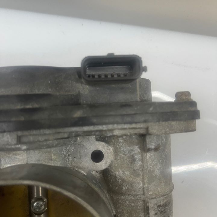 Throttle body - 2013 Nissan Pathfinder