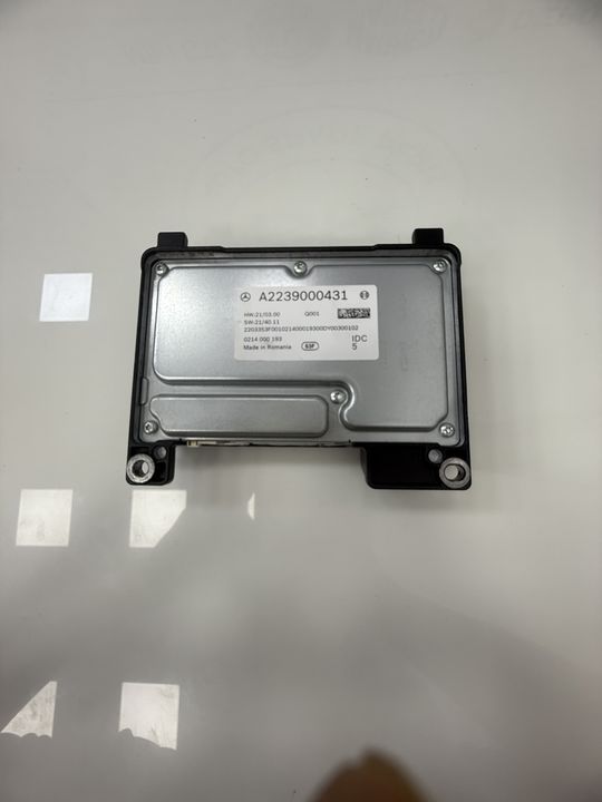 Mercedes-Benz W223 S-Class Amplifier Module