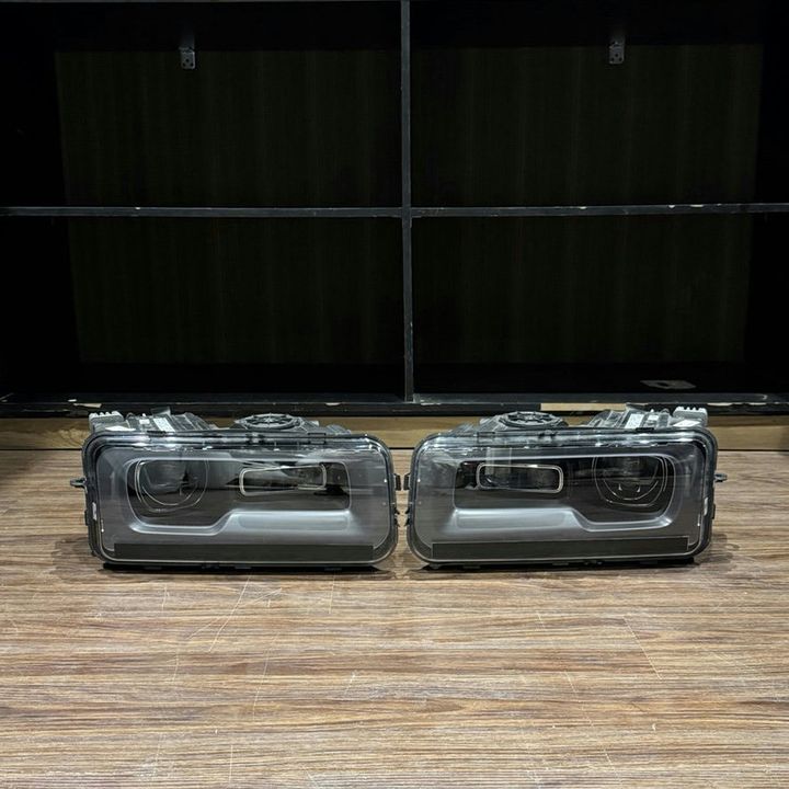 Rolls Royce Cullinan - Headlights LH&RH complete