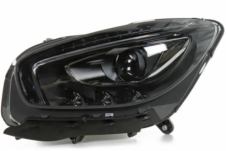 a1909067700   headlight1