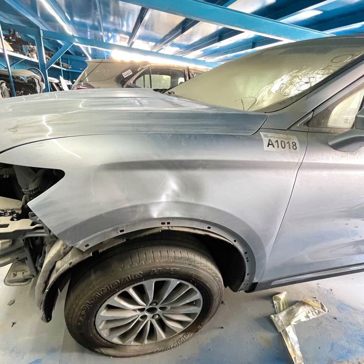 Fender (LHF) - 2016 Lincoln MKX