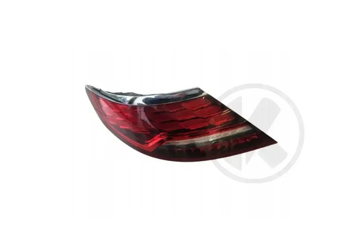 REAR LAMP COMBINATION RIGHT