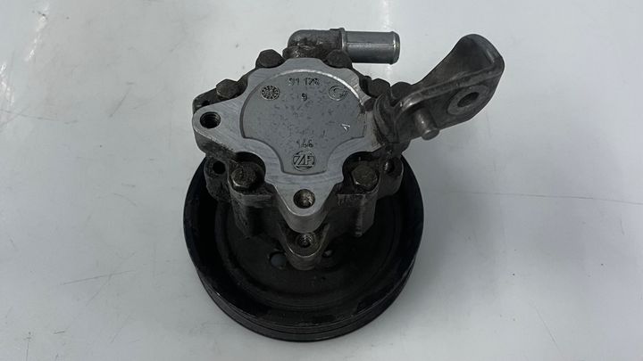 Power steering pump - 2012 Land Rover RANGE ROVER