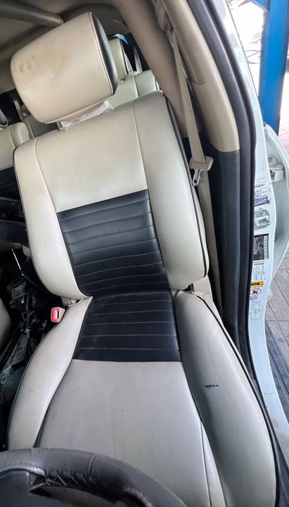 Front Seat (LHS) - 2013 Toyota Sequoia