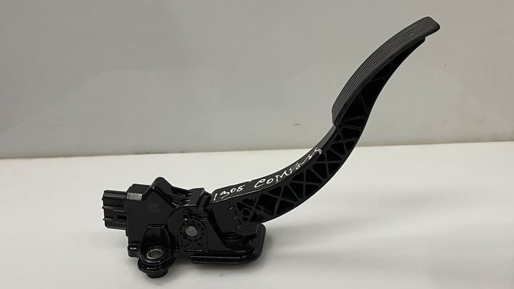 Accelerator pedal - 2014 Jeep Compass Sport