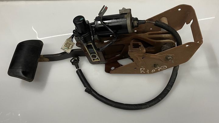 Pedal brake/clutch - 2006 Jeep Grand Cherokee Overland