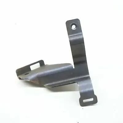 a2056223000   bracket