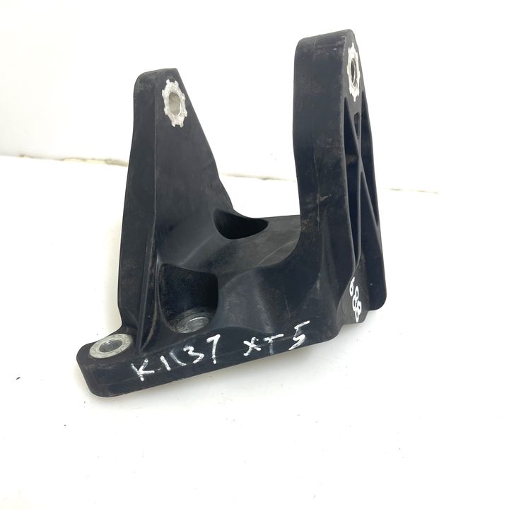 Engine mounts - 2017 Cadillac XT5 Luxury