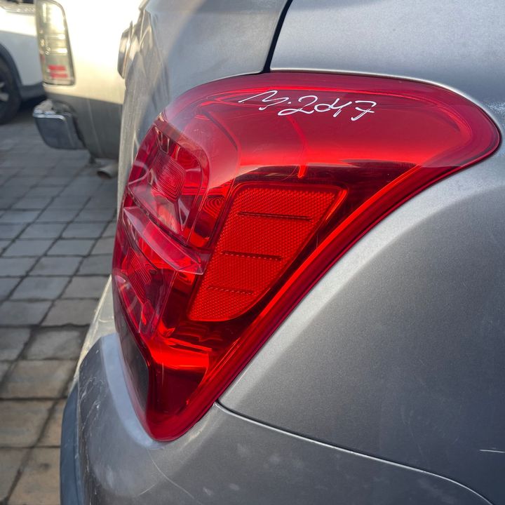 Tail Light (RH) - 2015 Chevrolet Trax